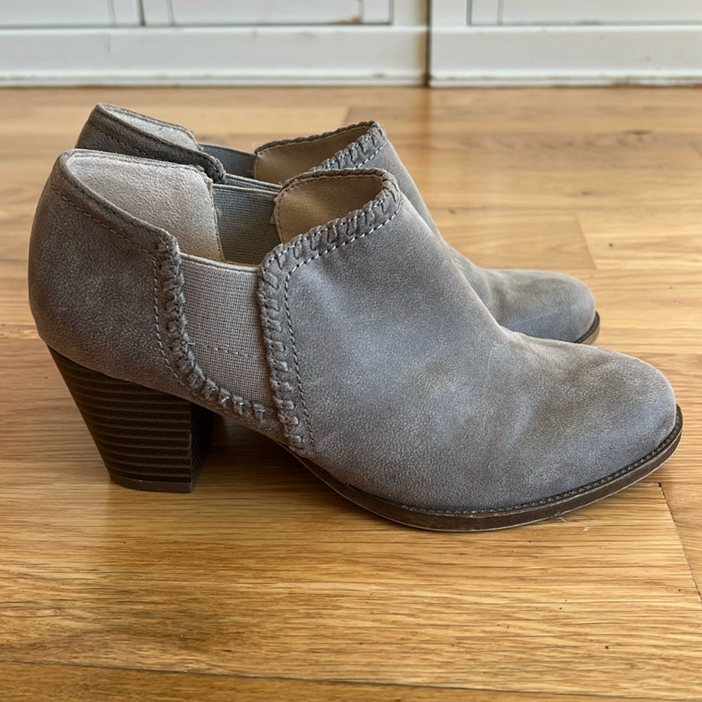 Life Stride Velocity boots